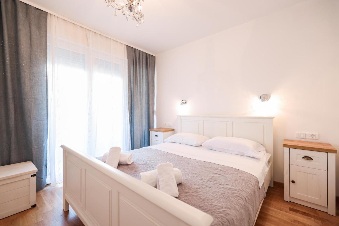 Two Bedroom Apartment With A Balcony Relja Задар Екстериор снимка